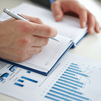 ¿Qué diferencia a Infocheck de otros proveedores de informes comerciales?