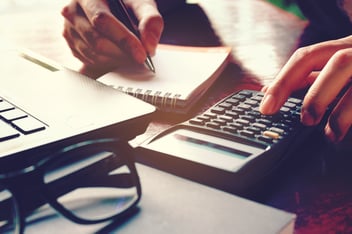 Cómo los informes comerciales son la base de decisiones inteligentes