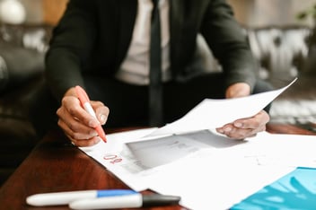 Informes crediticios: Tu aliado en contratos B2B